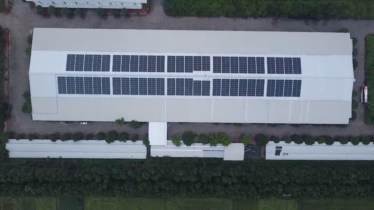 601 kWp rooftop solar system at garment manufacturing facility, Bac Giang Province, Vietnam - Solarvest